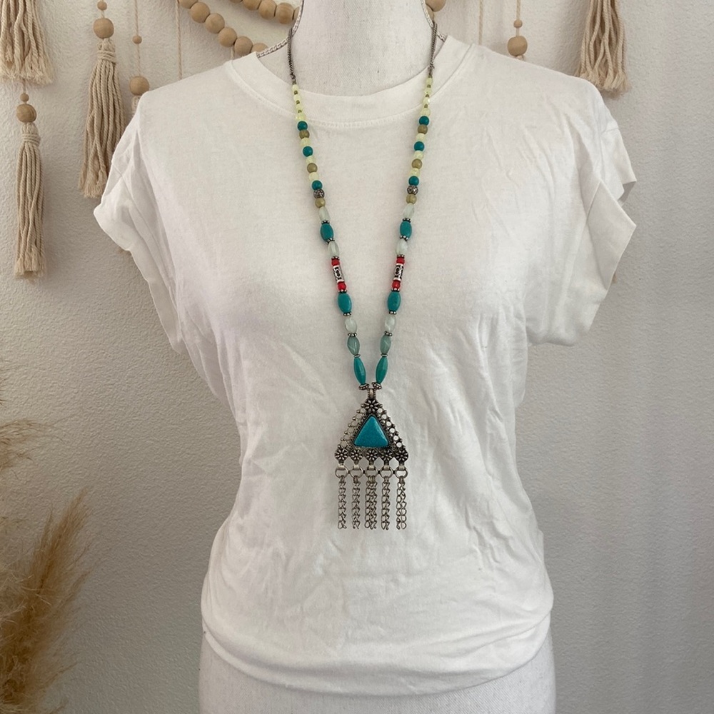 Urban Outfitters beaded pendant necklace faux turquoise tribal southwest jewelry